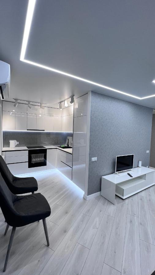 Modern Gagarina Avenue Dnipro Exterior foto